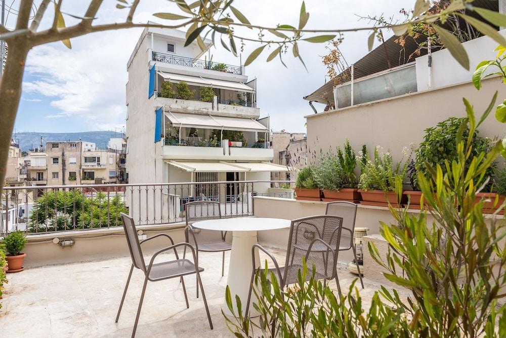 In The Heart Of Athens Apartment Екстериор снимка