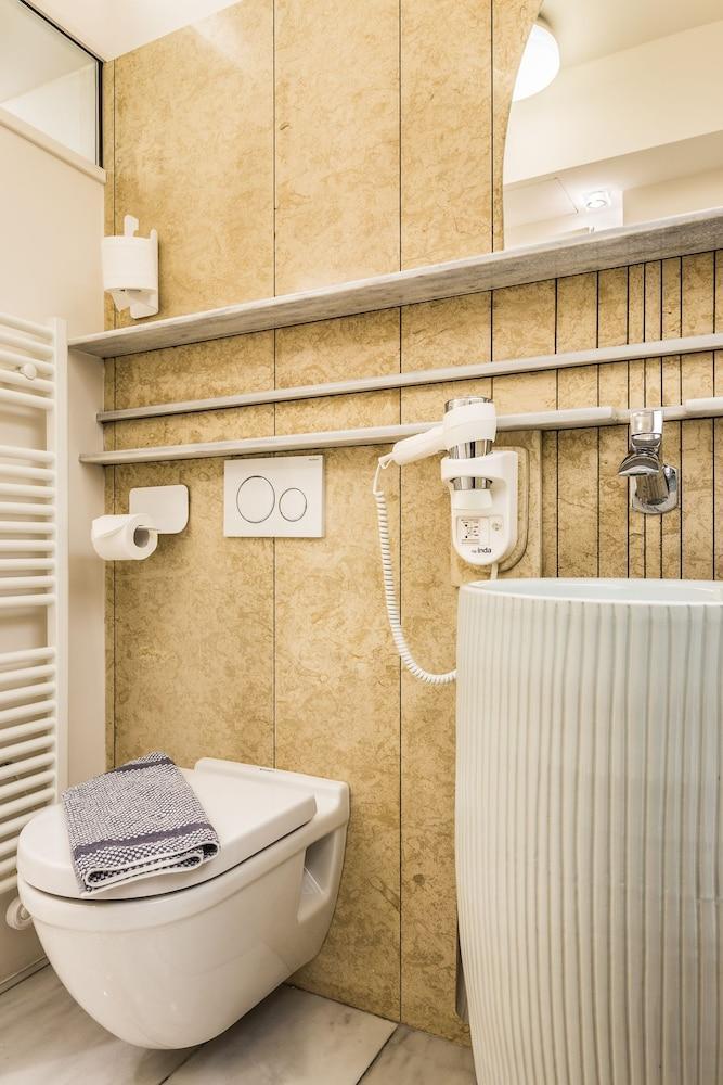 In The Heart Of Athens Apartment Екстериор снимка